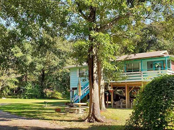 3rd image of 421 Petty Dr