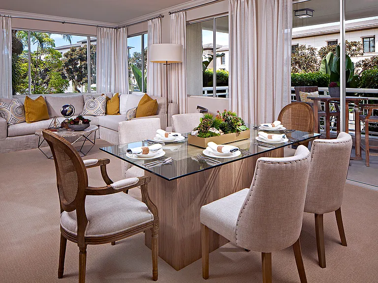 Colony at Fashion Island — Photo 4