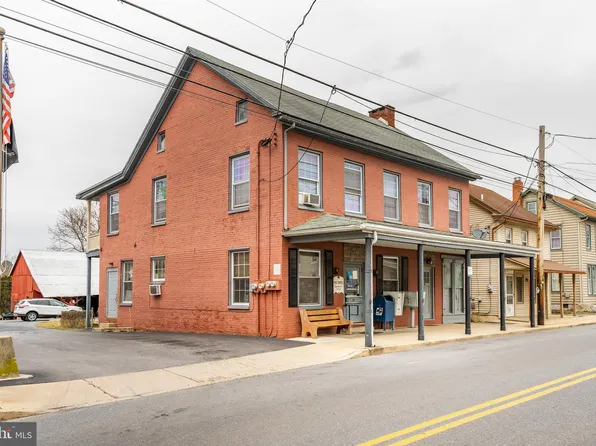 14 N Reamstown Rd, Stevens, PA 17578