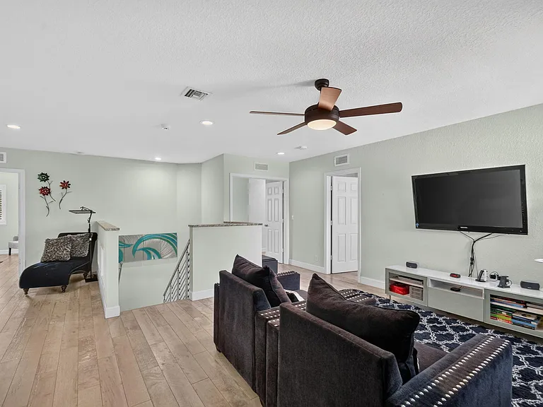 8890 Cobblestone Point Cir — Photo 33
