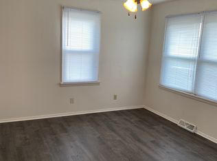 2828 Mulberry Ln, Saint Charles, MO 63303