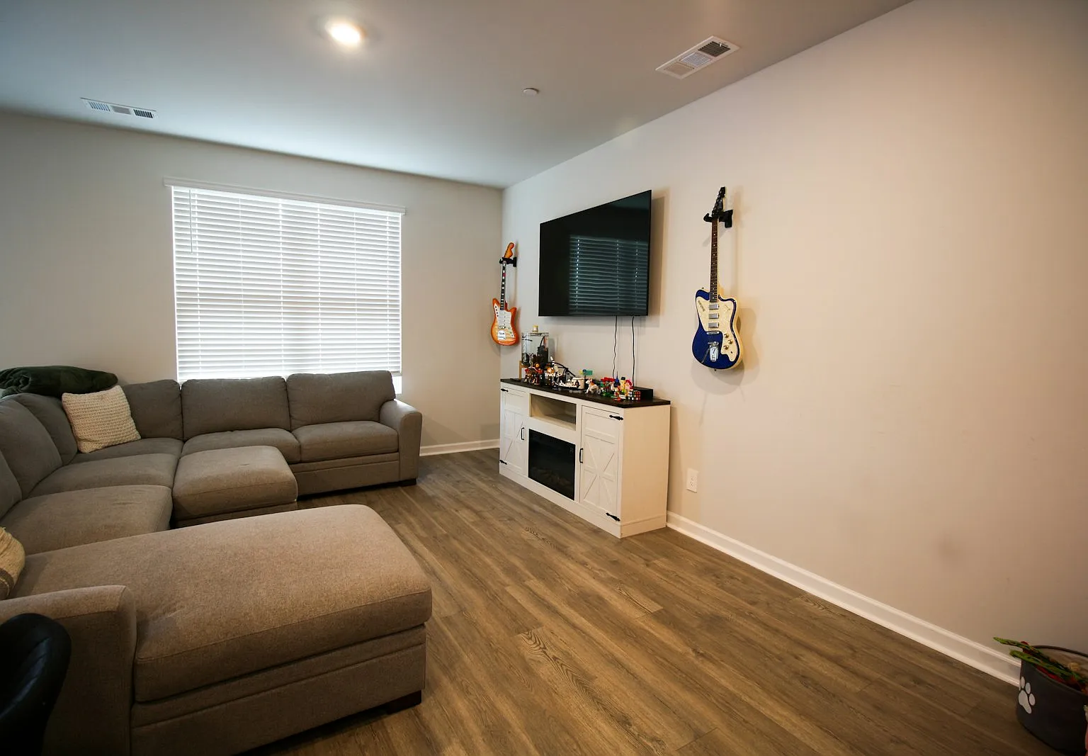 220 Dale Mires Lane — Photo 3