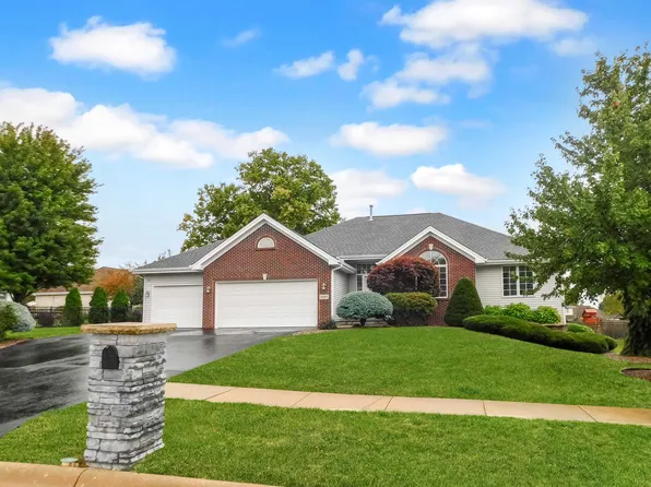 5987 Sweet Grass Dr, Roscoe, IL 61073