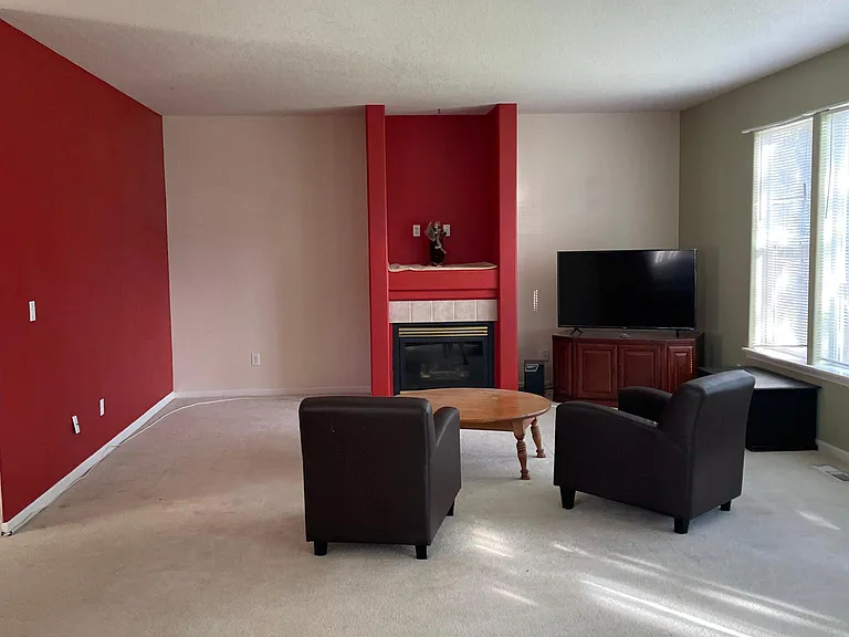 17801 SE 12th Dr — Photo 4