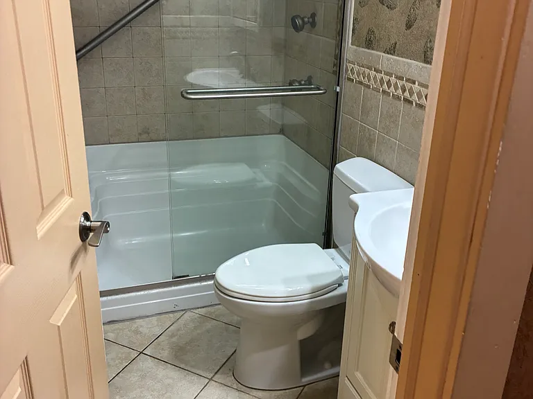 300 Stegman Pkwy #1 — Photo 9