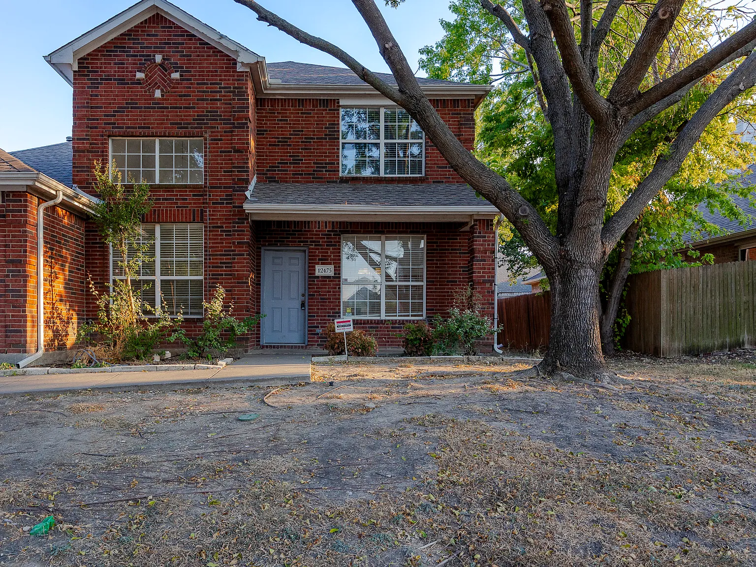 4 bed, 2.5 bath, 2334 sqft, $2,250 — Photo 2