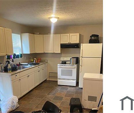 2nd image of 2418 Elliott Ave