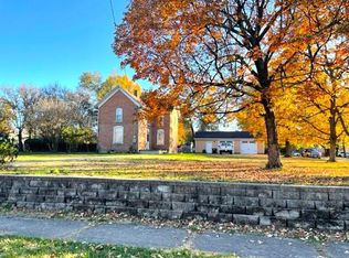 1644 W Nichols St, Springfield, MO 65802