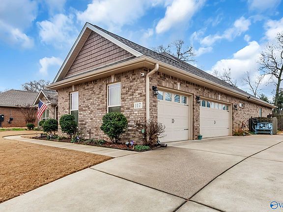 2nd image of 117 Chesnut Heath Ct