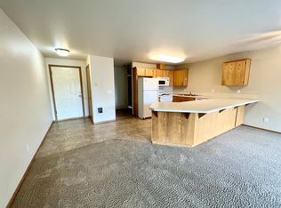 647 29th St APT 2, Washougal, WA 98671