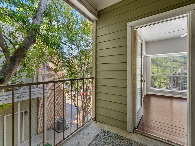 7151 Gaston Ave #619 — Photo 9