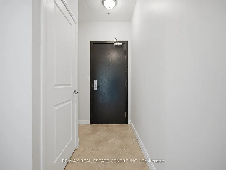 90 Absolute Ave #205 — Photo 8