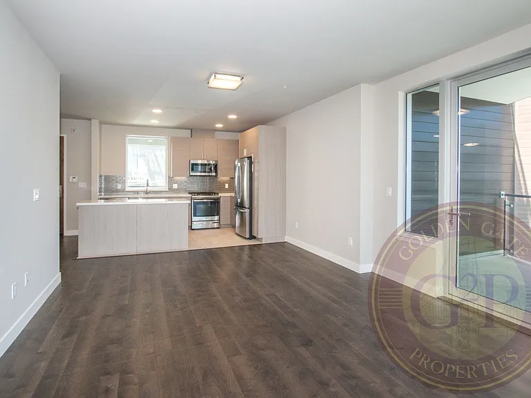 1255 Columbus Ave — Photo 9