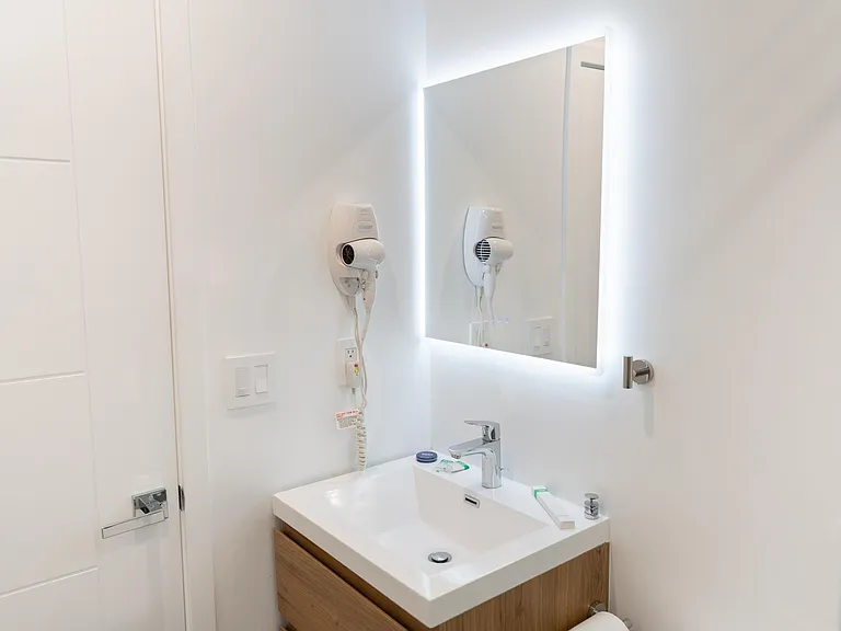10863 Kling St #3 — Photo 16