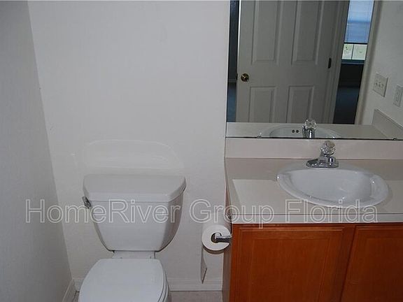 5th image of 6003 Mission Dr