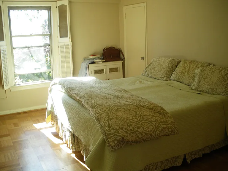 2500 Q St NW #213 — Photo 8