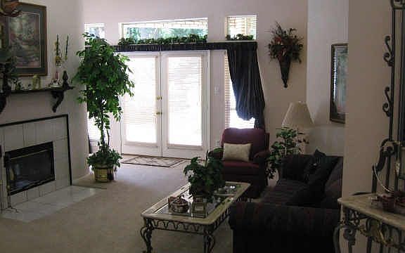 4th image of 2817 Sun Meadow Dr