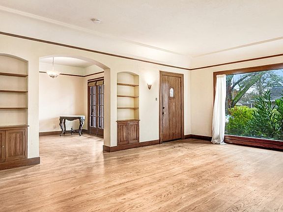 5th image of 596 3rd Street E