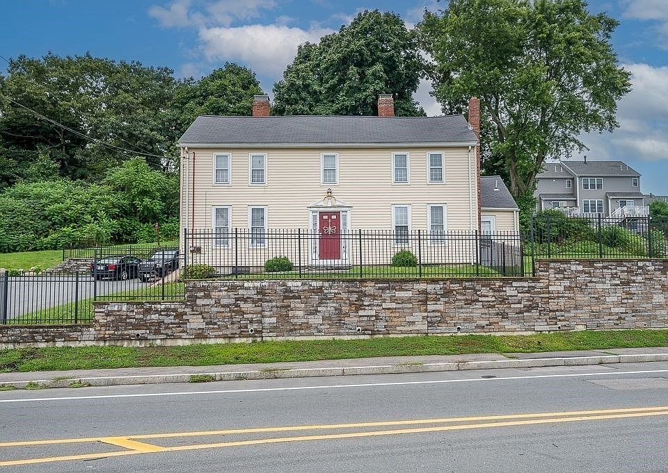 1st image of 231 Lakeside Ave