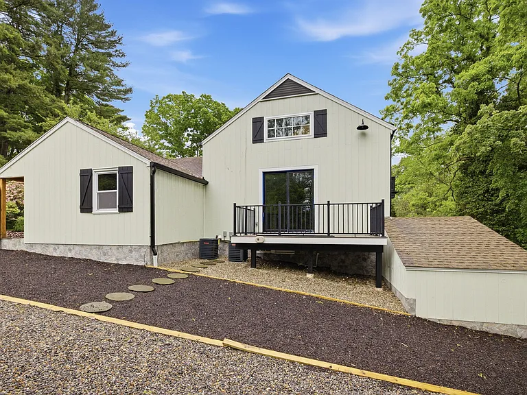 1 Tulip Tree Ln — Photo 5