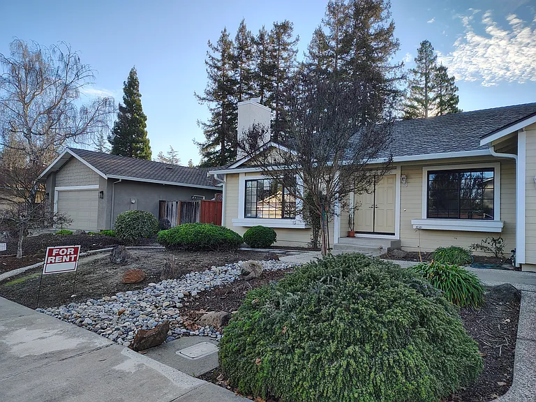 3116 Joanne Cir — Photo 10