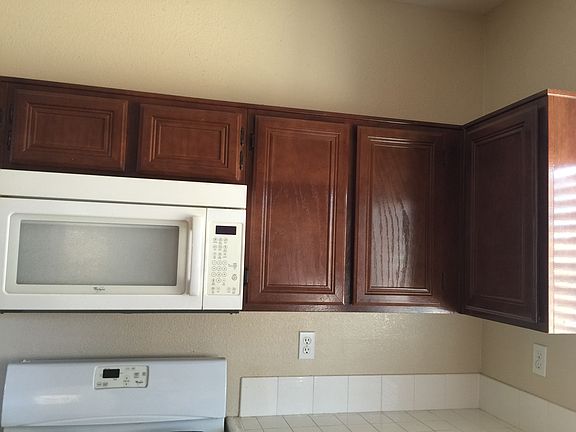 3rd image of 12240 Woodhollow St