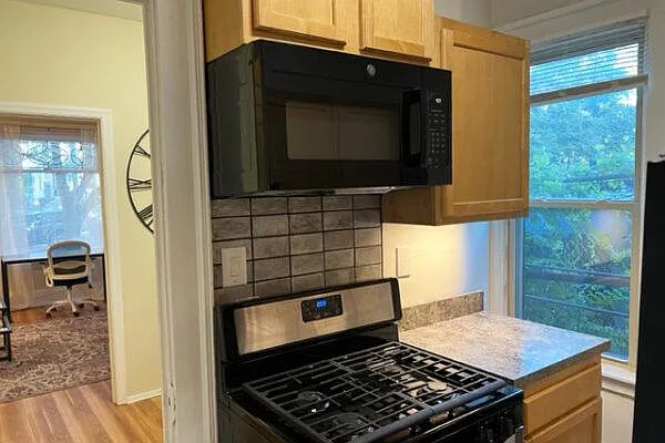 1 bed, 675 sqft, $1,995 — Photo 1