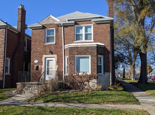 2306 Riverside Dr, Trenton, MI 48183