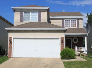 314 Waterbury Cir, Oswego, IL