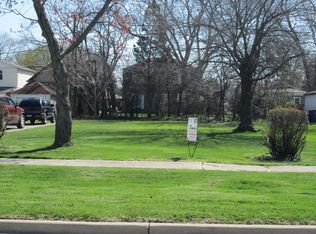 1925 S 3rd Ave, Maywood, IL 60153