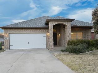 2908 Bahar Dr, Arlington, TX 76010