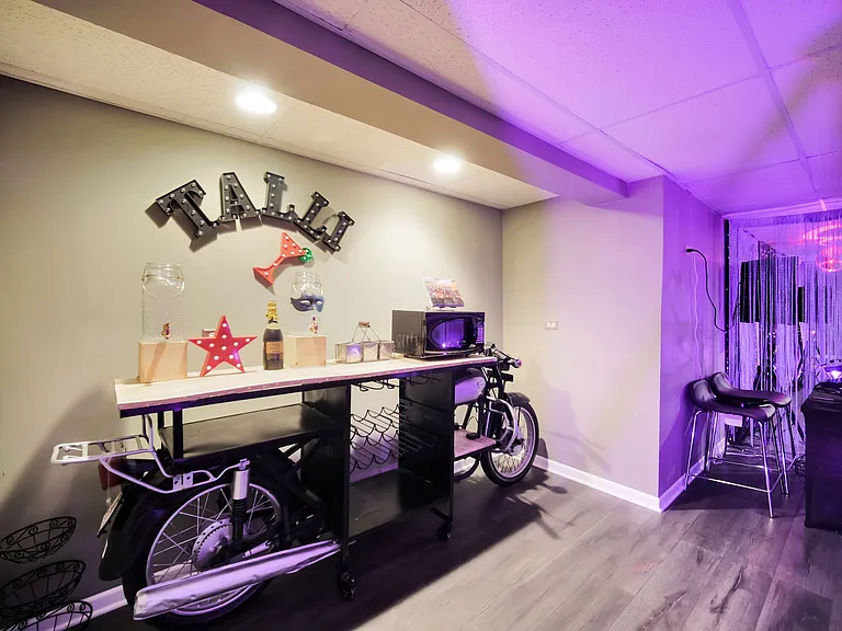 2518 Adamsway Dr — Photo 43