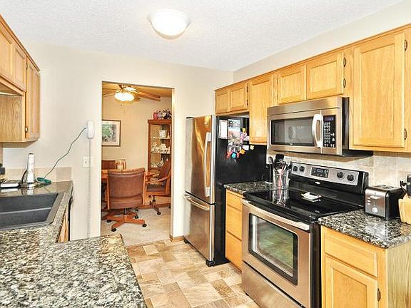 4th image of 6250 Magda Dr Unit A