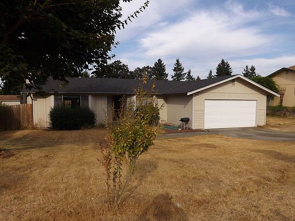 2nd image of 1821 163rd St E