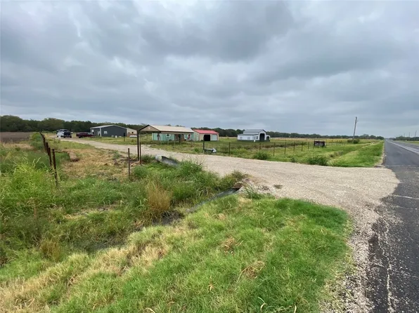 9434 W State Highway 56, Savoy, TX 75479