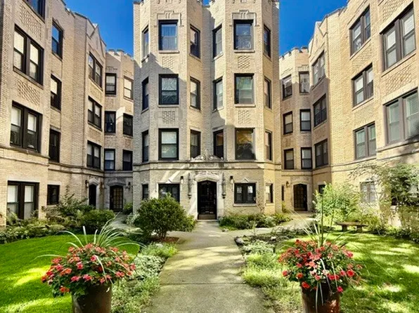 7074 N Wolcott Ave #1, Chicago, IL 60626
