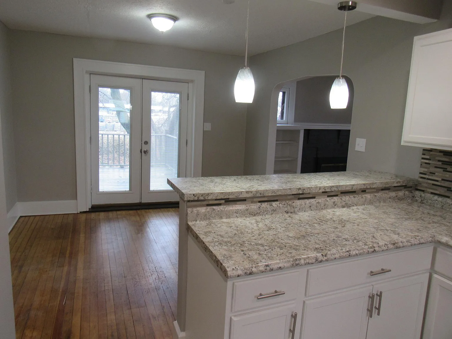 3 bed, 1320 sqft, $1,575 — Photo 4