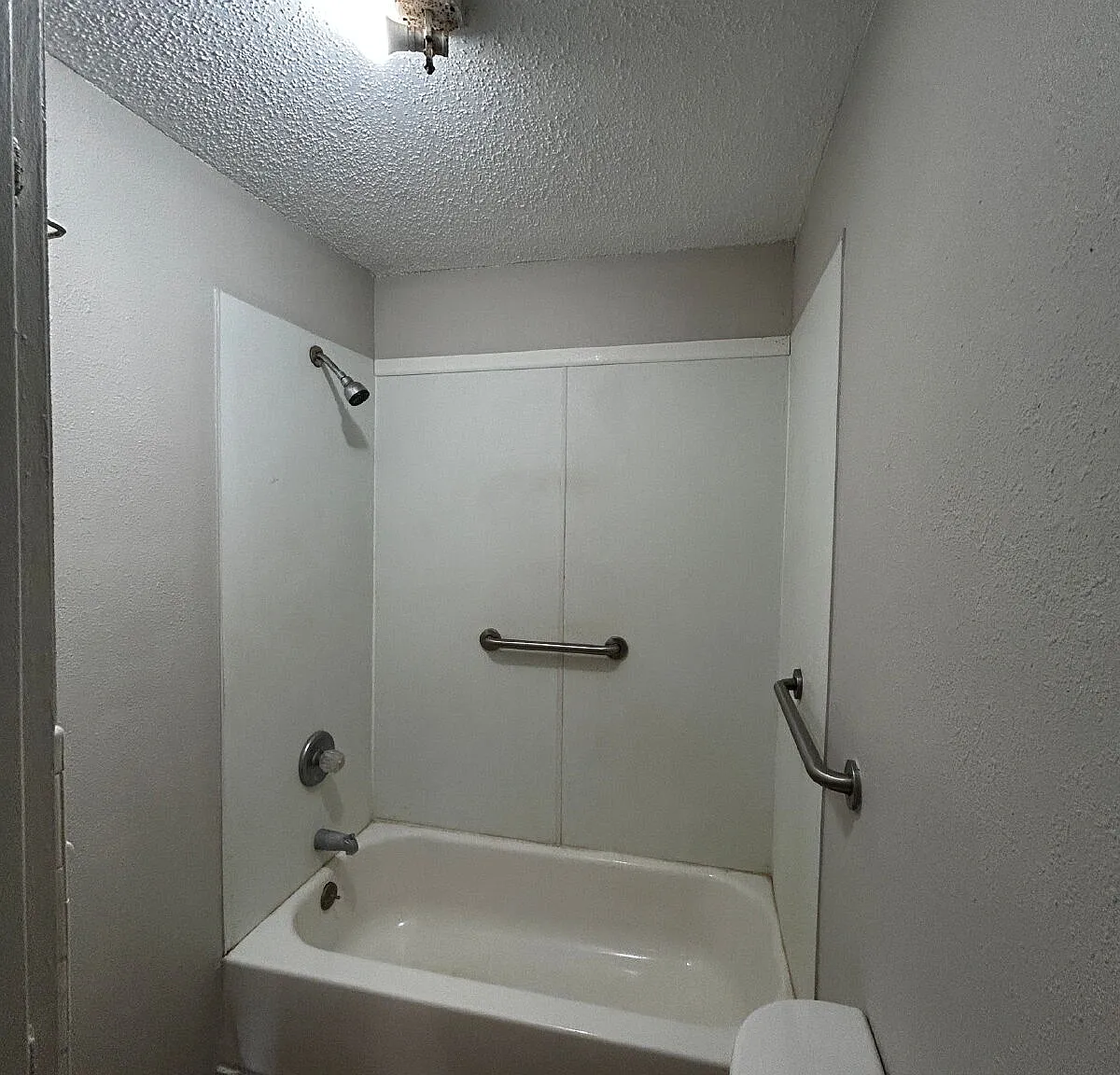 6214 24th St — Photo 3