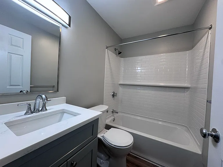 379 Huse Rd #14 — Photo 29