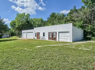 24163 County Road 308, Pittsburg, MO 65724