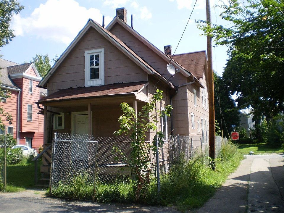 1st image of 1374 E 88th St