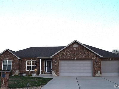 12 Gemstone Dr, Millstadt, IL, 62260