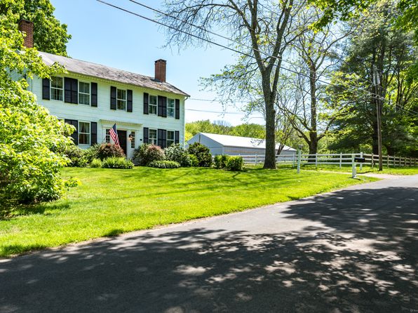 402 Perrin Rd, Woodstock, CT 06281
