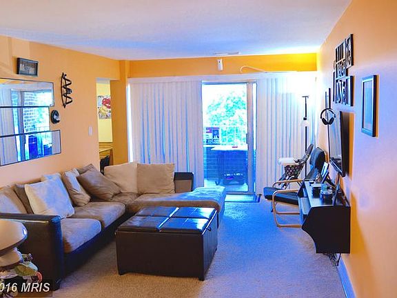 3rd image of 438 Girard St APT 260