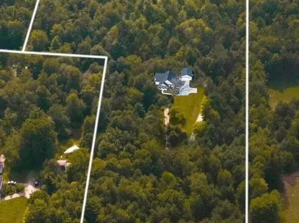 5473 Martin Rd, Muskegon, MI 49441