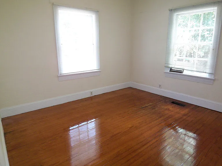 103 Rotary Ave — Photo 22