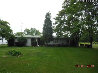 5685 Oberlin Rd, Amherst, OH 44001