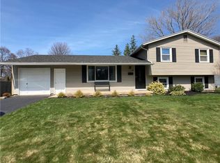 93 Sonnet Dr, Rochester, NY 14626