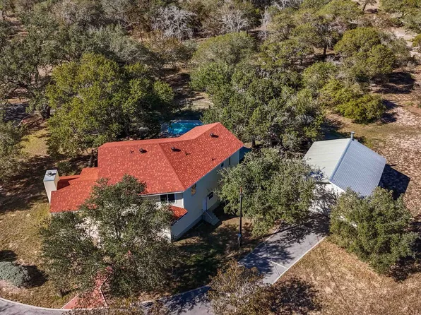 217 Sky View, Adkins, TX 78101