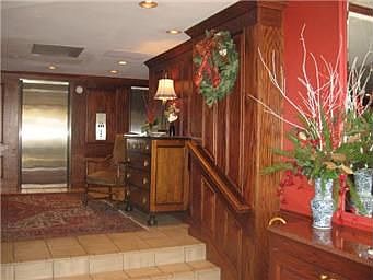 2nd image of 4550 Warwick Blvd APT 311